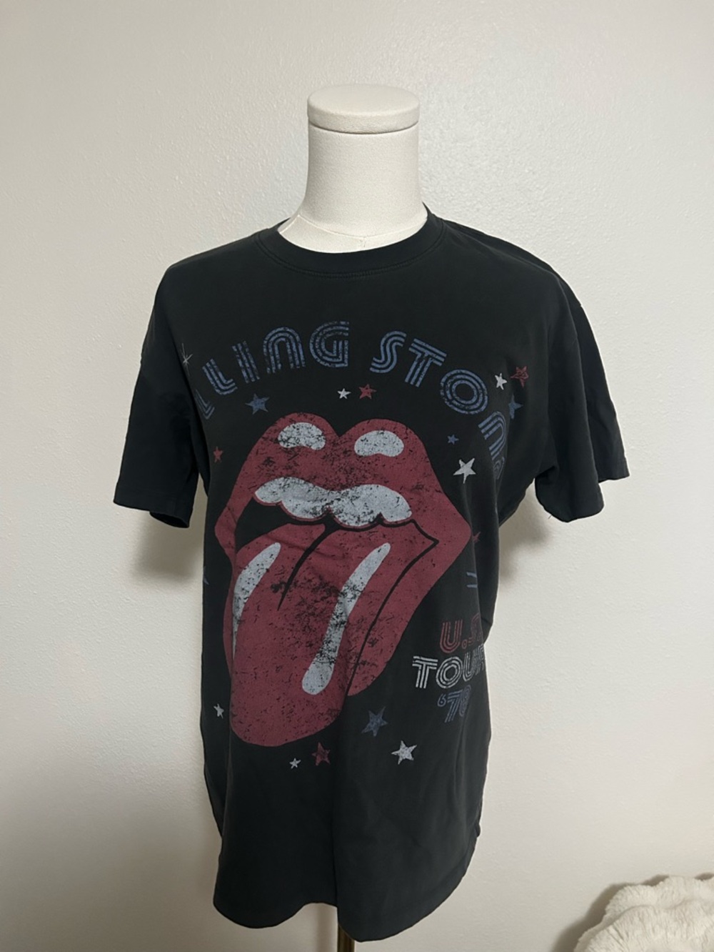 Hollister Rolling Stones Graphic Tee - Gray and Red